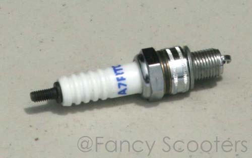 Spark Plug LD-A7RTC (M10mm Bottom and  68 mm long)