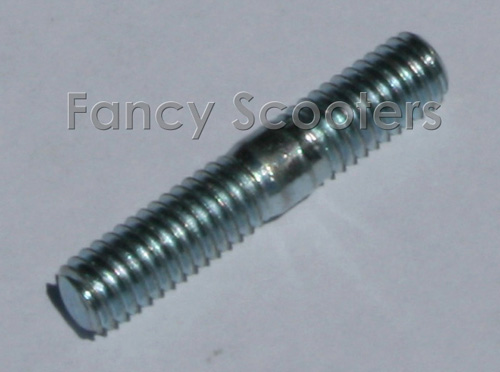 A Pair of Muffler Mount to Engine Bolt (Dia=6mm, L=32mm)